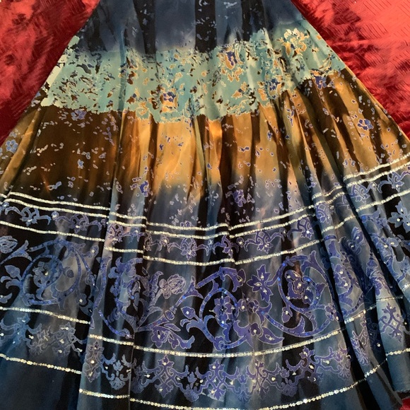 Jasmine stunning skirt - Picture 9 of 9